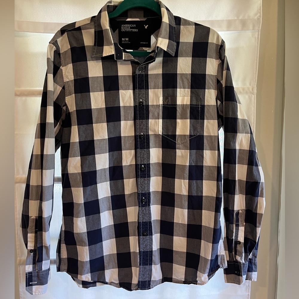American Eagle Outfitters long sleeve button down shirt